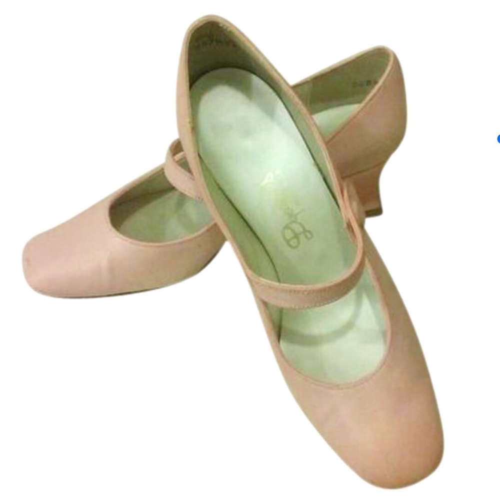 Mary Jane Shoe
